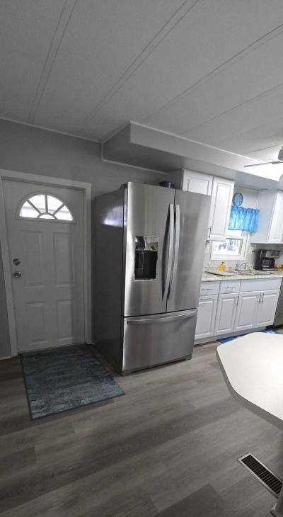 Photo 4 of 22 of home located at 15130 Timber Village Rd Lot 87 Groveland, FL 34736