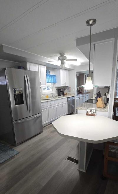 Photo 5 of 22 of home located at 15130 Timber Village Rd Lot 87 Groveland, FL 34736