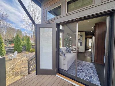 Photo 4 of 8 of home located at 181 Drifting Brook Lane Flat Rock, NC 28731