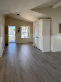 1993 Goldenwest CL572D8 Manufactured Home