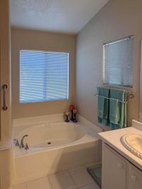 1993 Goldenwest CL572D8 Manufactured Home