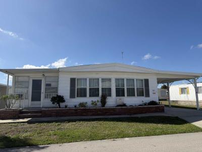 Mobile Home at 587 Plaza Del Sol North Fort Myers, FL 33917