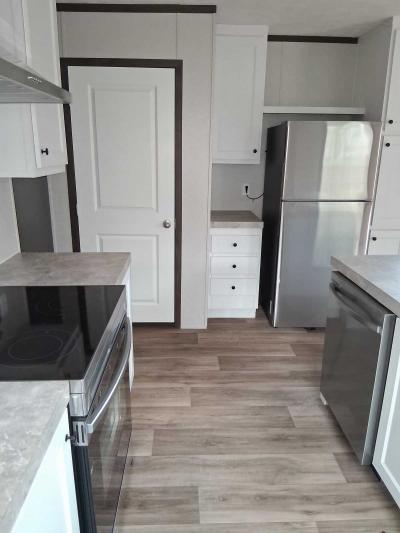 Photo 5 of 11 of home located at 321 Isbell Road # 376 Fort Worth, TX 76114