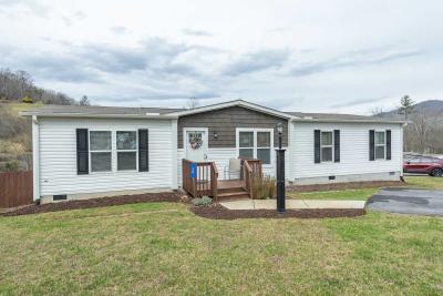 Mobile Home at 36 Enterprise Drive Fairview, NC 28730