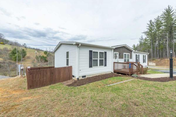 2022 Clayton Leo Manufactured Home