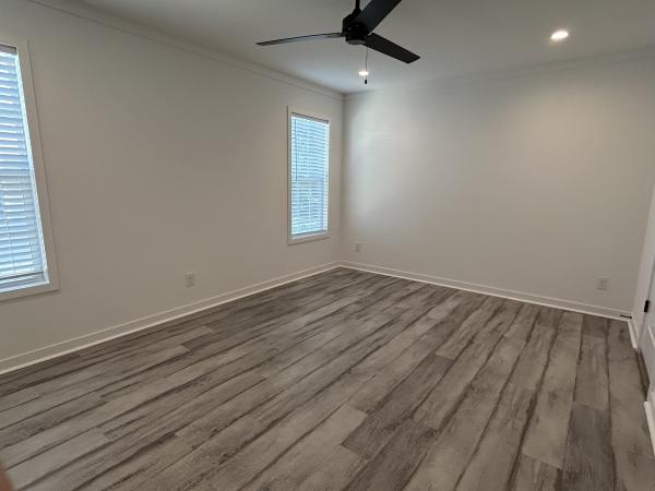 2025 Champion CH2450H32G01 Mobile Home