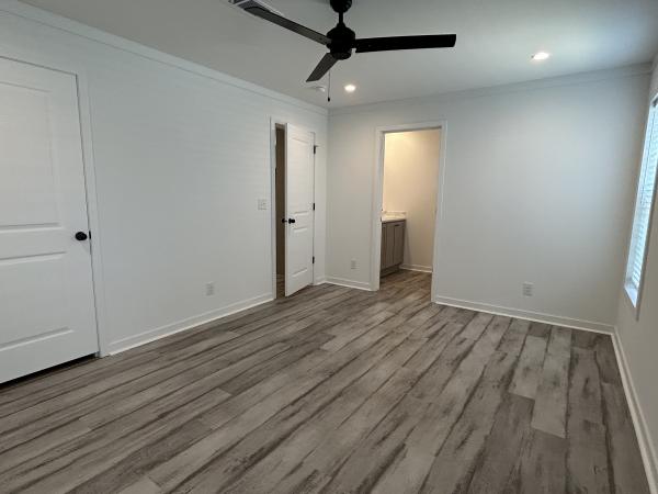 2025 Champion CH2450H32G01 Mobile Home