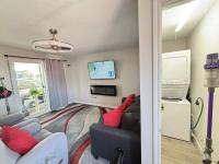 1999 Cavco Manufactured Home