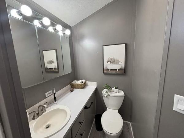 1999 Cavco Manufactured Home