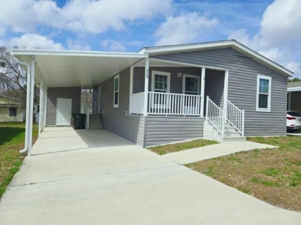 Photo 1 of 2 of home located at 3323 NE 14th St Lot D12 Ocala, FL 34470