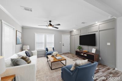 Photo 4 of 18 of home located at 461 Rahm Way Lady Lake, FL 32159