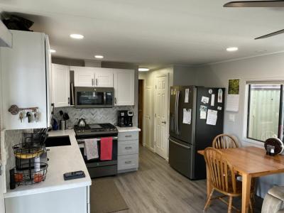 Photo 5 of 20 of home located at 8701 S Kolb Rd Lot 01-268 Tucson, AZ 85756