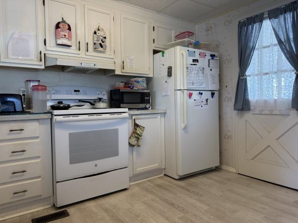 1972 STAR 6B32MO1805A Mobile Home