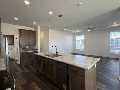 Photo 5 of 20 of home located at 3301 S Goldfield Road Lot 5101 Apache Junction, AZ 85119