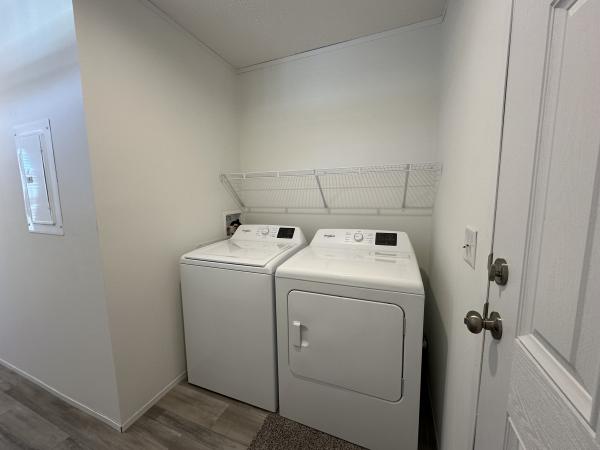 2025 Champion RAPB2856H32172 Mobile Home