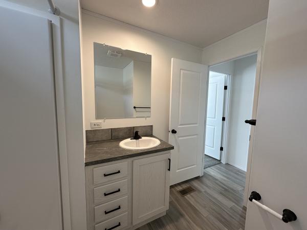 2025 Champion RAPB2856H32172 Mobile Home