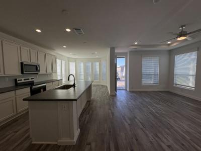 Photo 2 of 19 of home located at 3301 S Goldfield Road Lot 5092 Apache Junction, AZ 85119