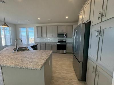 Photo 3 of 18 of home located at 3301 S Goldfield Road Lot 5115 Apache Junction, AZ 85119