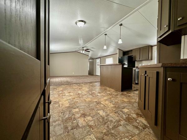 2012 Clayton Homes Inc Decision Maker Mobile Home