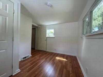 Photo 4 of 28 of home located at 32 Greenlawn Drive Danbury, CT 06810