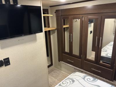 Photo 5 of 8 of home located at 900 Old Combee Rd 142 Lakeland, FL 33805