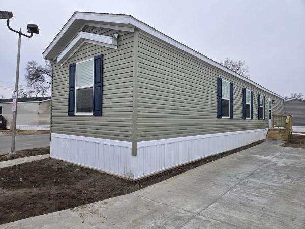 2025 Clayton-Wakarusa Mobile Home For Rent