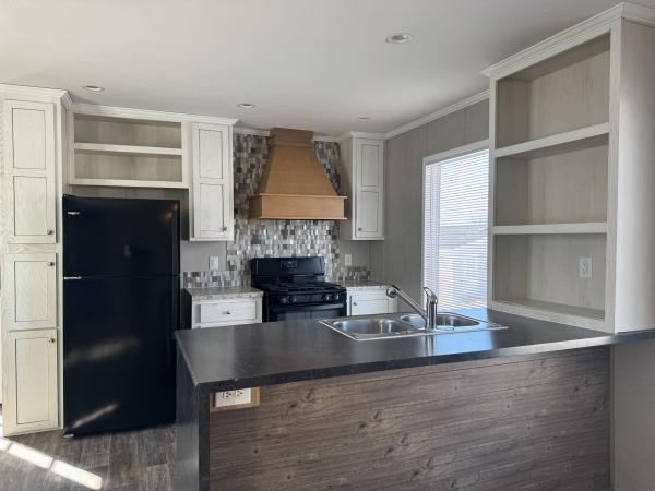 2019 Champion Home  Home