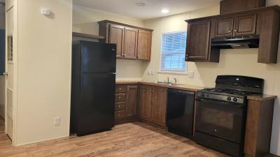 Photo 2 of 8 of home located at 6251 Rick Street Site #292 Ypsilanti, MI 48197