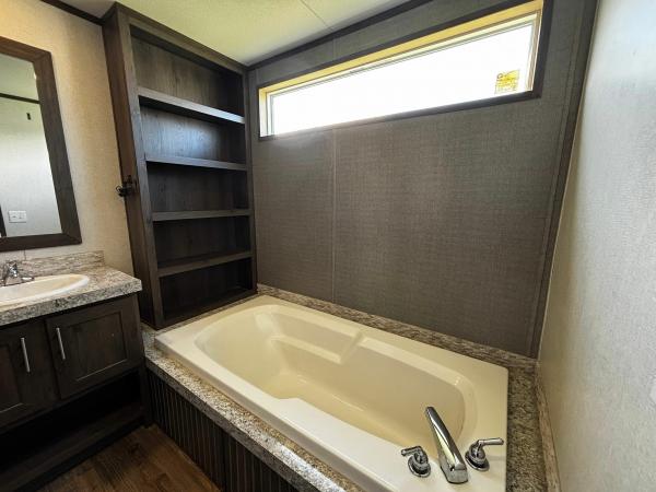 2019 2405C16763U Mobile Home