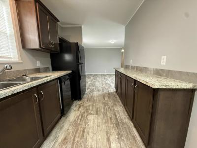 Photo 5 of 29 of home located at 11827 Cascade Circle #4 Romeo, MI 48065