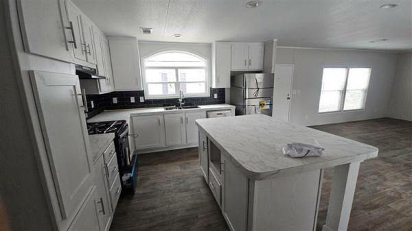 Photo 6 of 2 of home located at 2525 Shiloh Road #387 Tyler, TX 75703