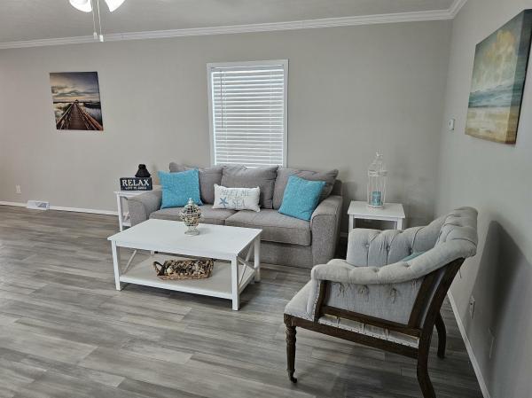 2026 Adventure MOJAVE 6702UMH  Home