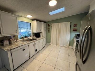 Photo 3 of 14 of home located at 6523 NW 36th Ave Coconut Creek, FL 33073