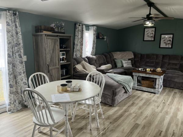 1996 Redman 241 RG1  Home