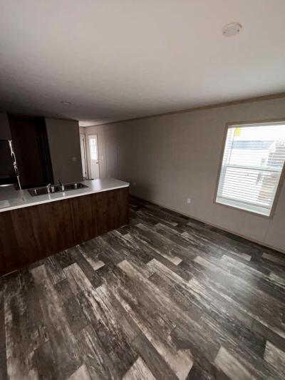 Mobile Home at 400 Center Manor Drive
D17 Monaca, PA 15061