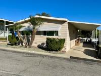 1976 Hillcrest n/a Mobile Home