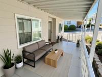 1976 Hillcrest n/a Mobile Home