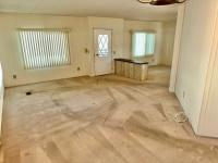 1976 Hillcrest n/a Mobile Home