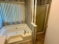 1976 Hillcrest n/a Mobile Home