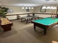 1976 Hillcrest n/a Mobile Home