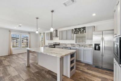 Photo 2 of 17 of home located at 423 Grady Avenue Lakeland, FL 33815