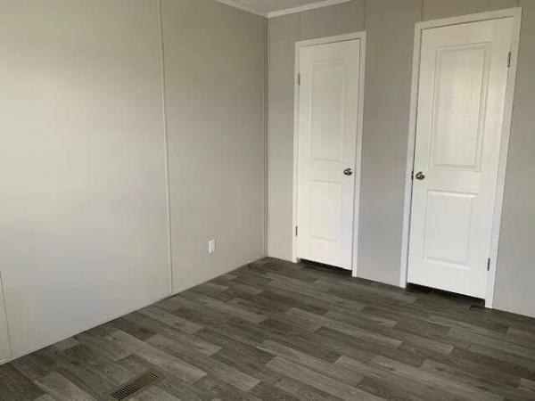 2021 RA 1652 201  Home