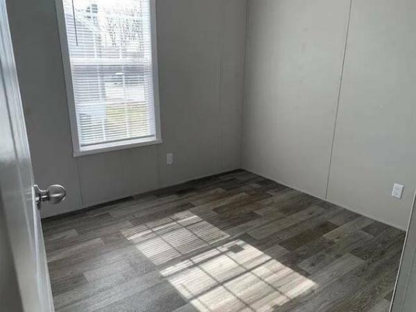 2021 RA 1652 201  Home