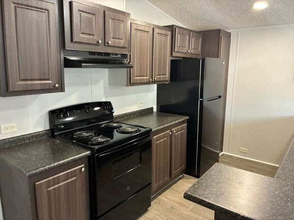 2018 15-1672-3B  Home