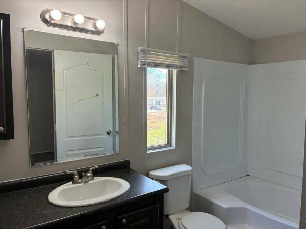 2018 15-1672-3B  Home