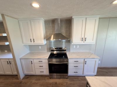 Photo 2 of 16 of home located at 2101 SW 38th Street, Lot 219 Lawton, OK 73505