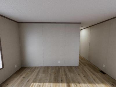 Photo 3 of 9 of home located at 4118 Twin Terrace Kalamazoo, MI 49002