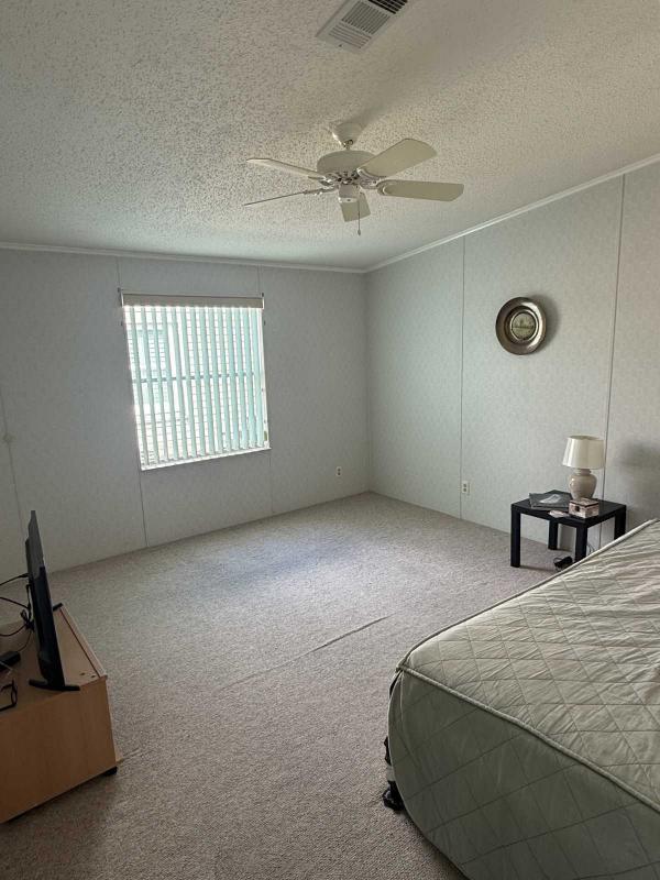 1993 SUNC Manufactured Home