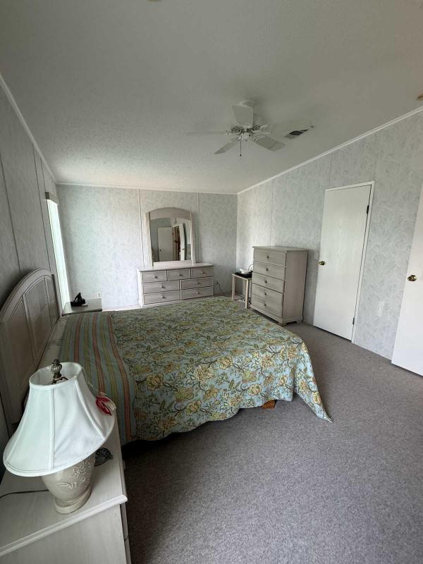 1993 SUNC Manufactured Home