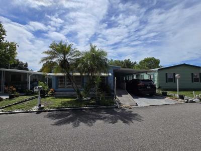 Photo 3 of 25 of home located at 224 Palm Dr Tampa, FL 33613